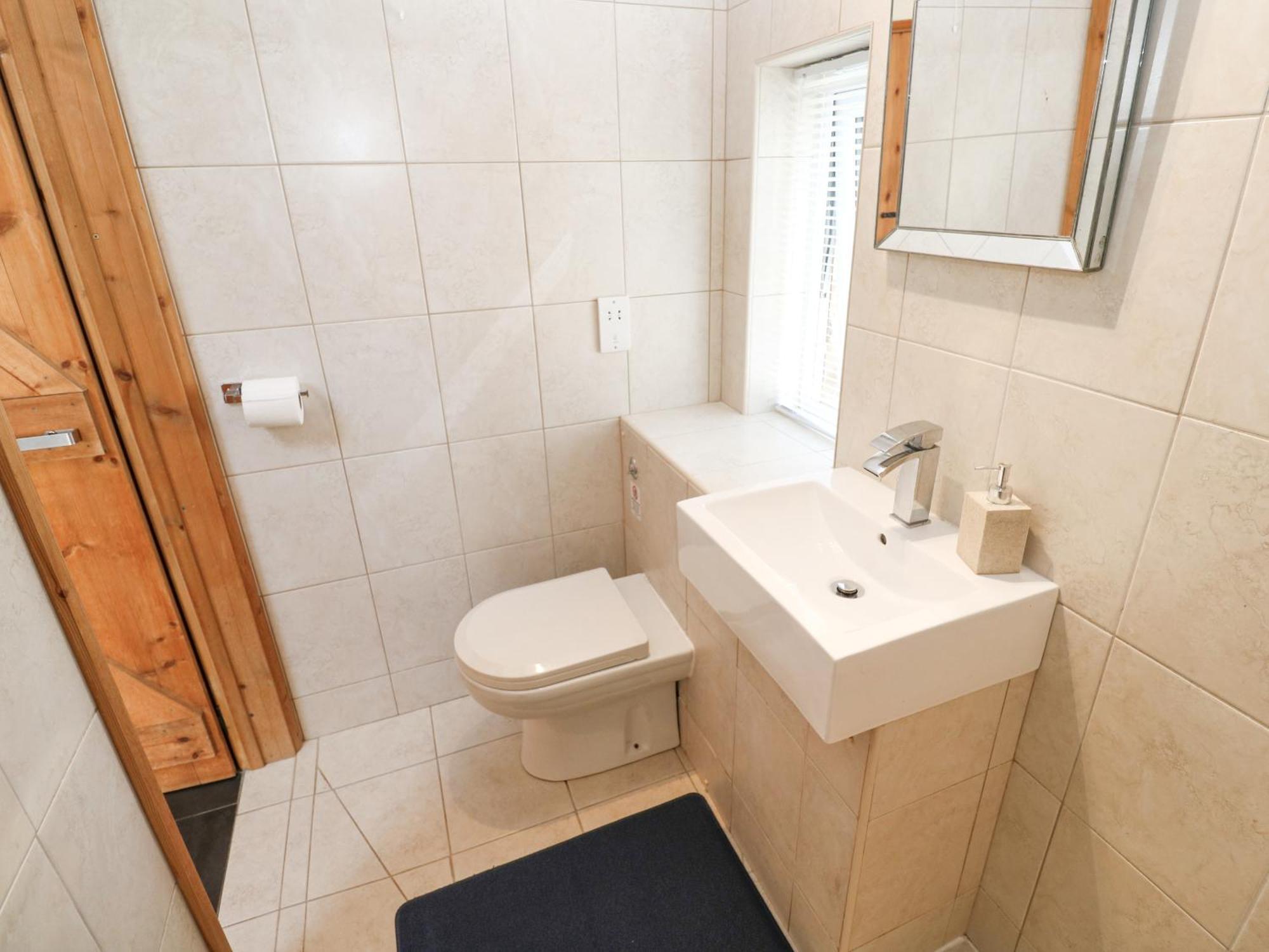 Godolphin Barn Villa Хелстън Екстериор снимка
