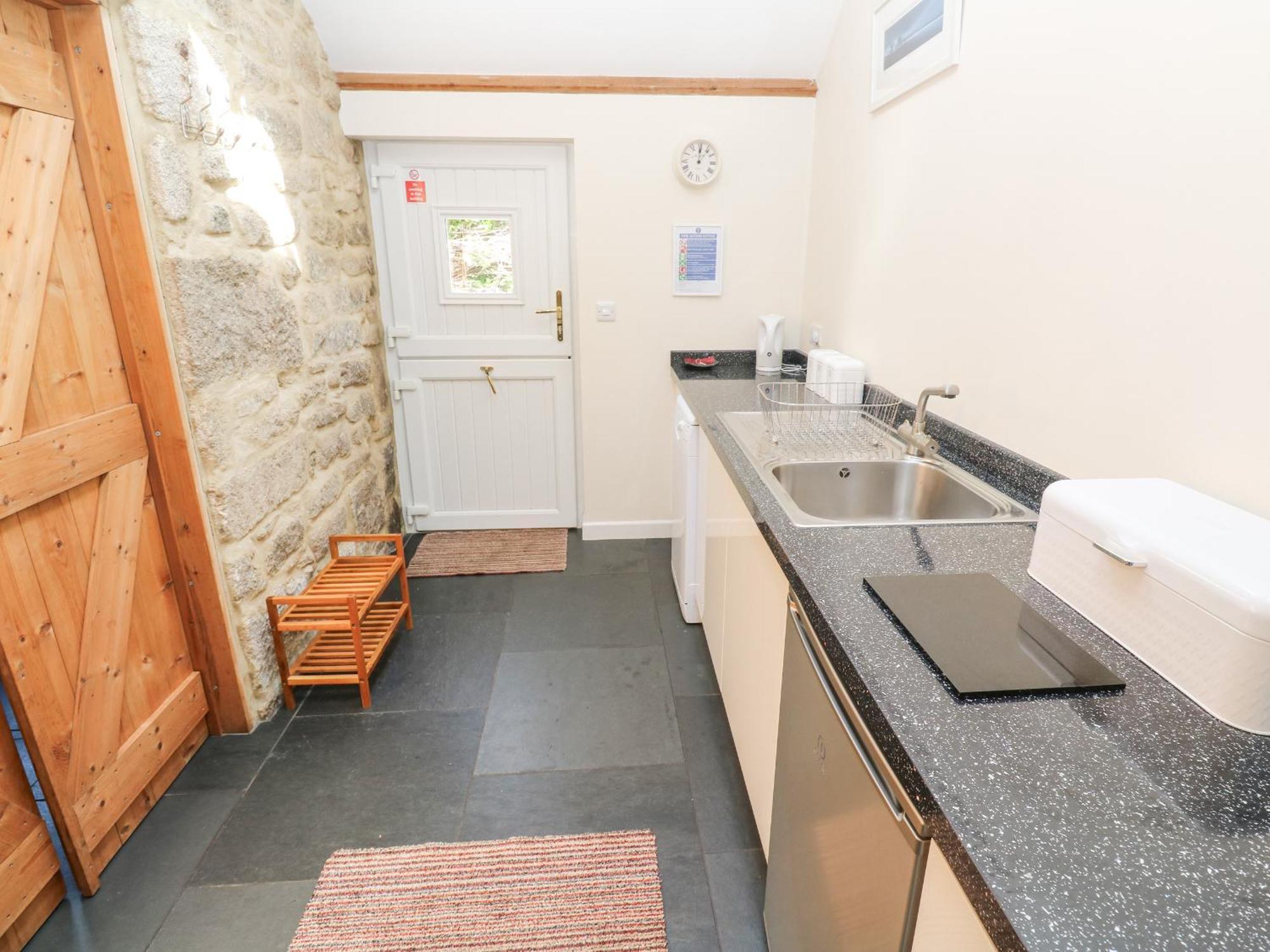 Godolphin Barn Villa Хелстън Екстериор снимка