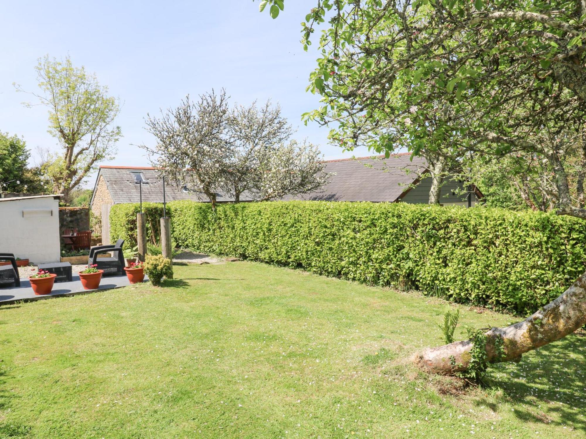 Godolphin Barn Villa Хелстън Екстериор снимка